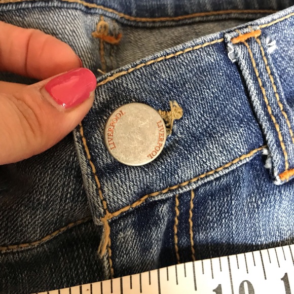 Liverpool || Mid Rise Bootcut Flare Jeans - Picture 4 of 8